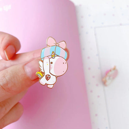 Pink Christmas Gift Unicorn Enamal Pin - Cubs Forest